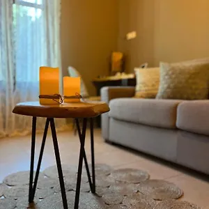 https://danae-apartments.hotels-of-thessaloniki.com